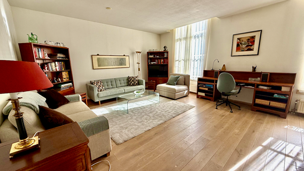 Medium property photo - Westeinde, 2512 GS Den Haag